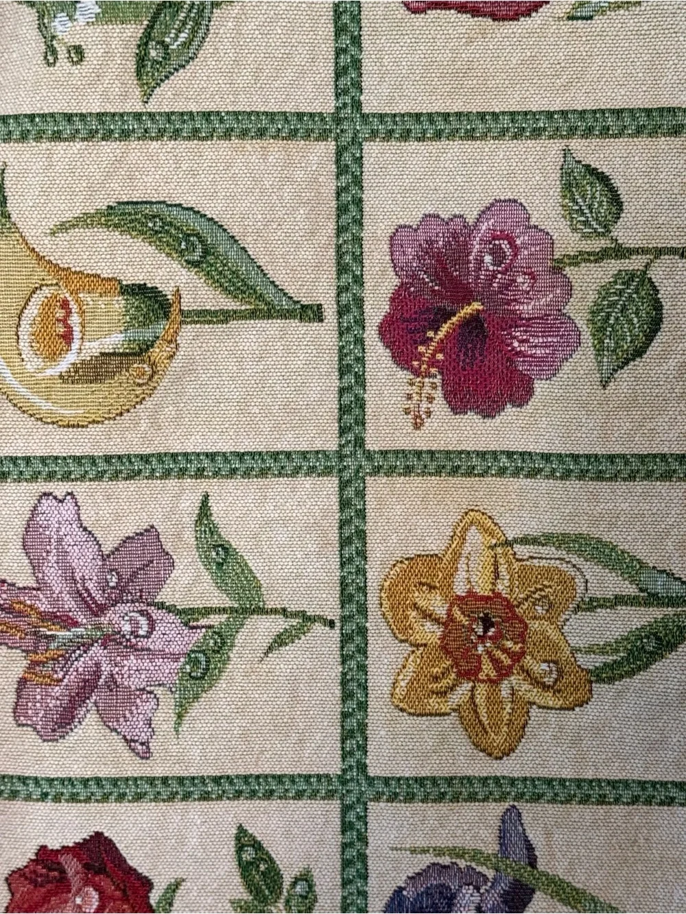 Floral Patchwork Tapestry Placemat Pair Grannycore Spring Kitchen Decor